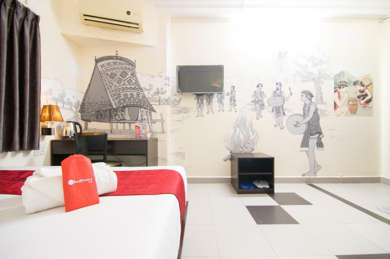 Reddoorz Near Saigon Square Ho Chi Minh City